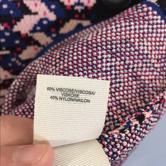 Rachel Roy Skirt with Button Detail Size Medium - Picture 4 of 6